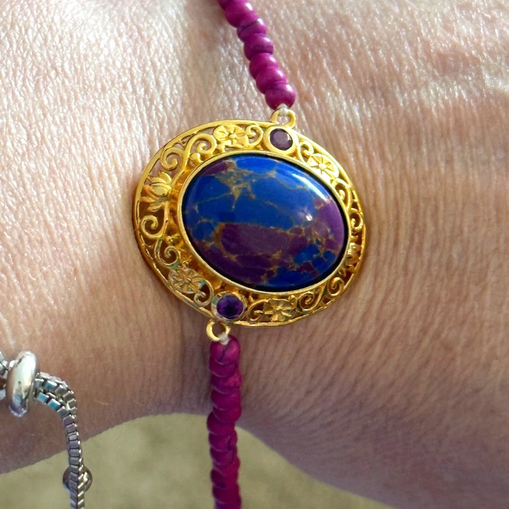NWOT – 14k gold over copper, Large oval Purple Dahlia beaded bracelet